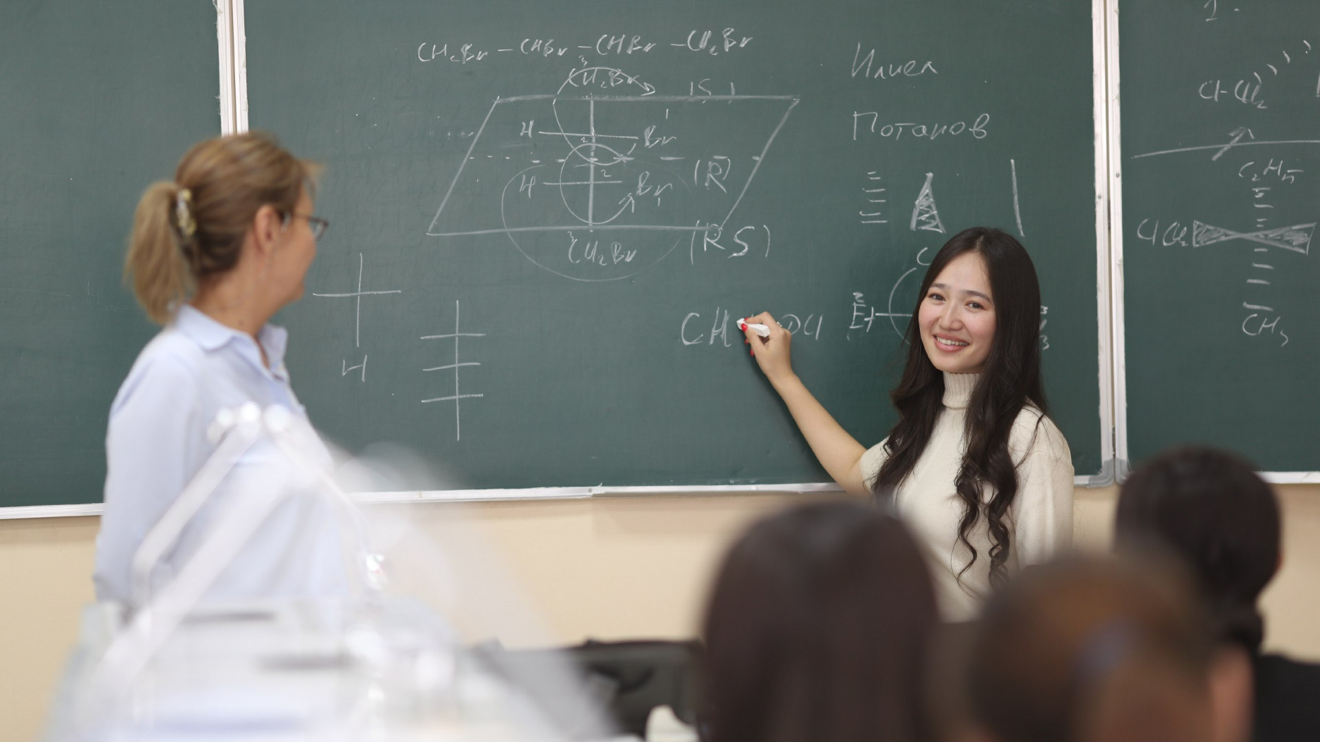 Бесплатные курсы и научные базы данных. Какие возможности есть у казахстанских студентов