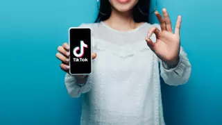 Женщина уволилась с высокооплачиваемой работы ради блога в TikTok