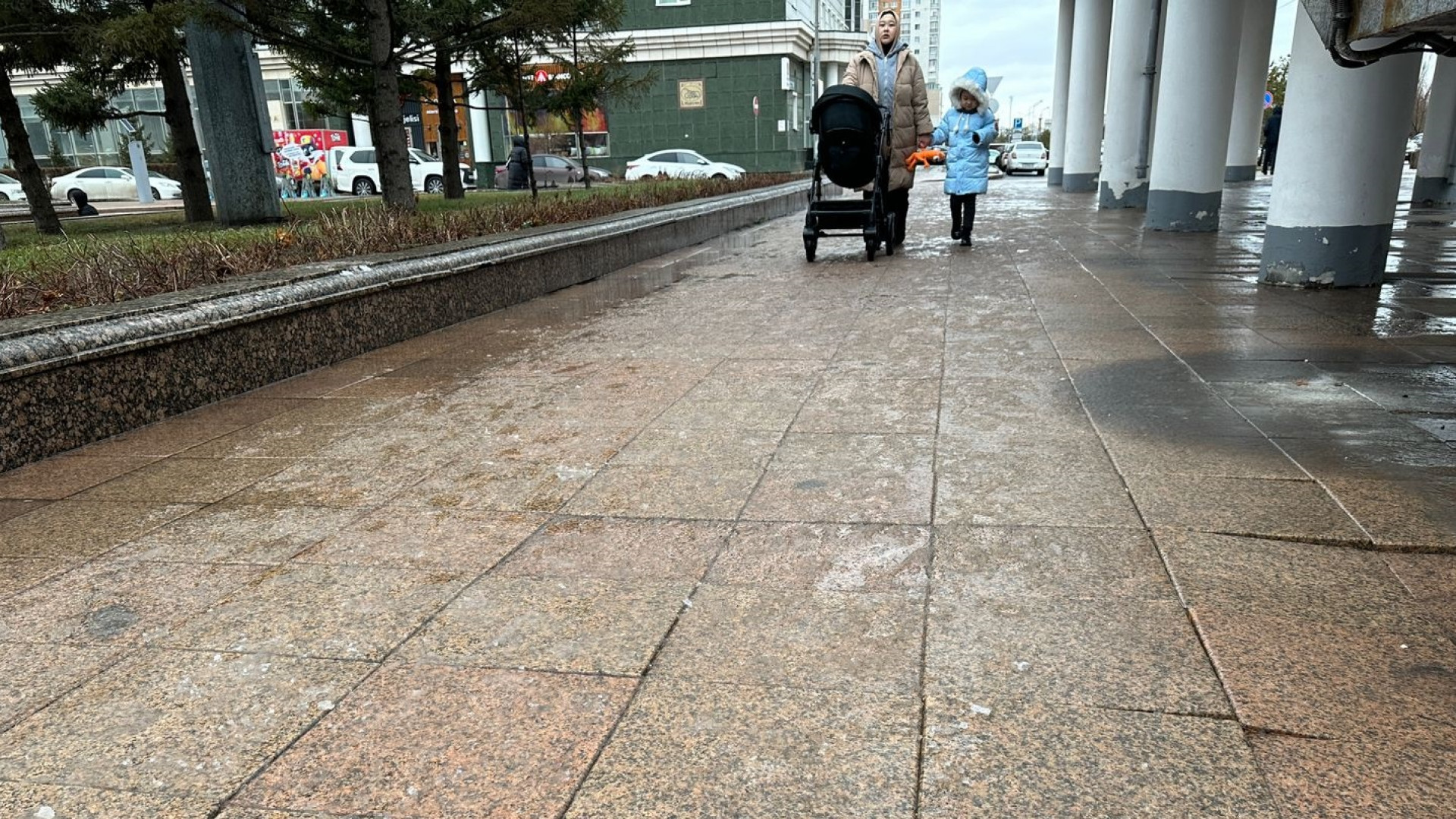 Уроки сократили в школах Астаны