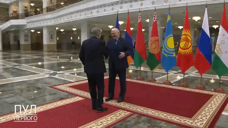 Кадры из видео