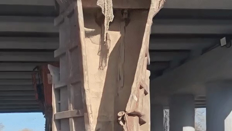 Кадры из видео