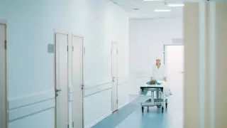 Девочка попала в больницу в Астане и не захотела возвращаться домой из-за постоянных избиений в семье