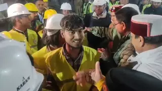 Обрушение тоннеля в Индии: рабочих подняли на поверхность спустя 17 дней