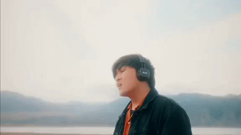 Кадры из видео