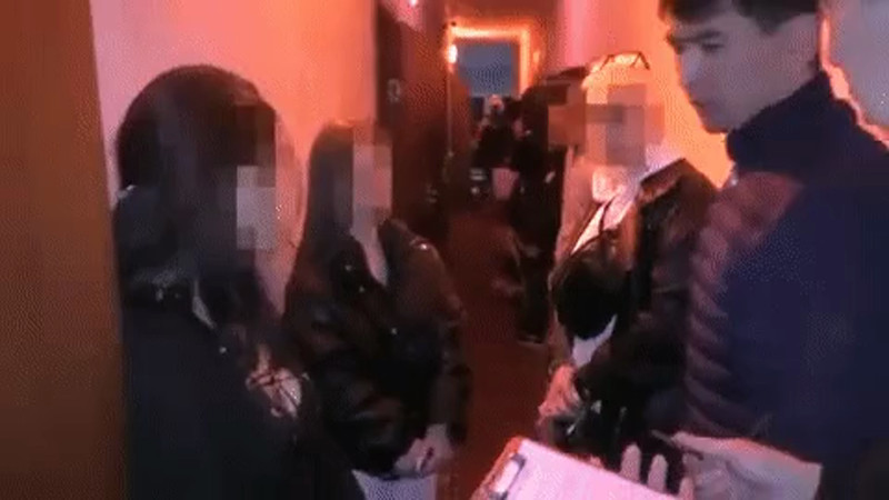 Кадры из видео