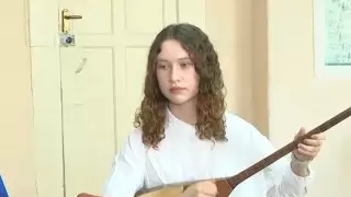"Домбру чувствую душой". Около 60 кюев изучила Ксения из Жезказгана
