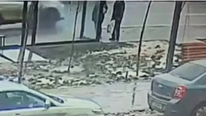 Кадры из видео