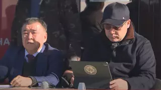 Митинги торговцев в Кыргызстане: Садыр Жапаров приехал на рынок "Дордой"