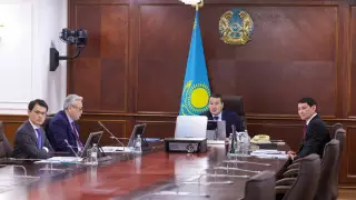 "Увольнять и ставить других": Смаилов пригрозил тормозящим процесс оцифровки земель