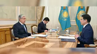 Токаев поставил ряд задач перед главой Фонда медстрахования