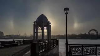 Необычное явление появилось в небе над Астаной из-за мороза