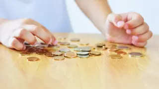 Когда детям начнут поступать деньги из Нацфонда