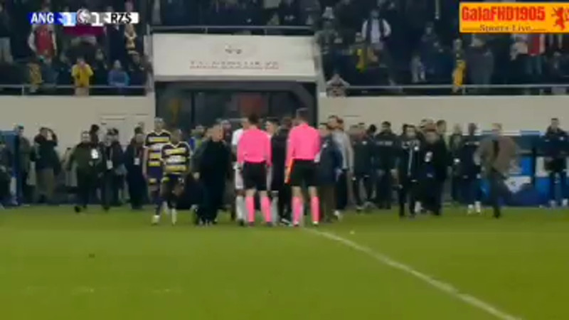 Кадры из видео