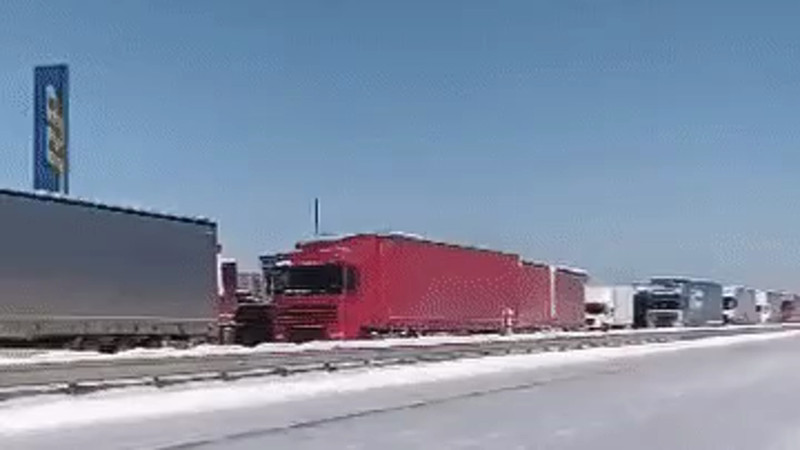 Кадры из видео