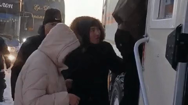 Кадры из видео