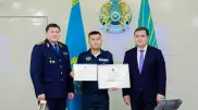 Спас детей от падения с 9-го этажа: лучшего участкового выбрали в Астане