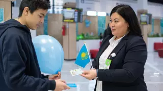 Акцию ко Дню независимости провели в ЦОНах страны