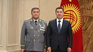 Конфликта нет:  президент Кыргызстана прокомментировал слухи о расколе с главой ГКНБ