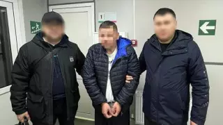 КНБ задержал мужчину за маскировку зарубежных номеров