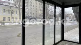 Почему теплые остановки в Уральске не греют, объяснили в акимате