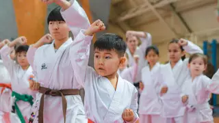 "Халык" поддержал международный турнир по карате в Алматы