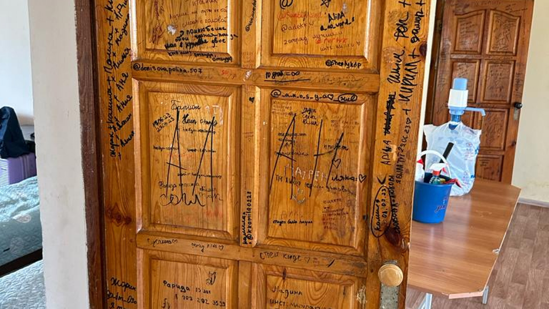 Самогонный аппарат и стафилококк: какие нарушения нашли в детских лагерях