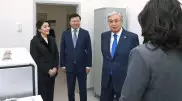 Токаев посетил Центр санитарно-эпидемиологической экспертизы в Астане