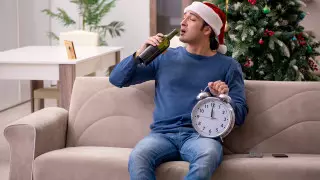 Как встретить Новый год в одиночестве и почувствовать себя счастливым