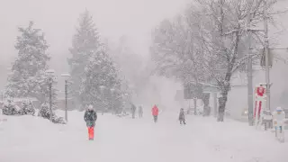 Штормовое предупреждение объявили на большей части Казахстана