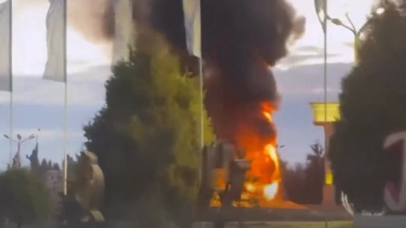 Кадры из видео