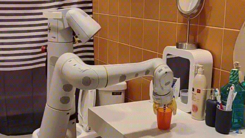 Кадры из видео