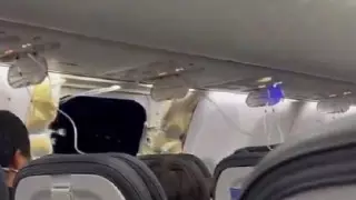 Авиакомпания временно отказалась от Boeing из-за вылетевшего в самолете иллюминатора