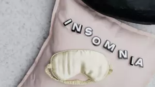 Как заснуть в самолете? Опытная туристка ответила на главный вопрос