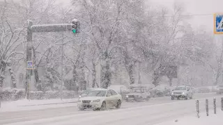 Метель и плохая видимость: какие трассы закрыты в Казахстане