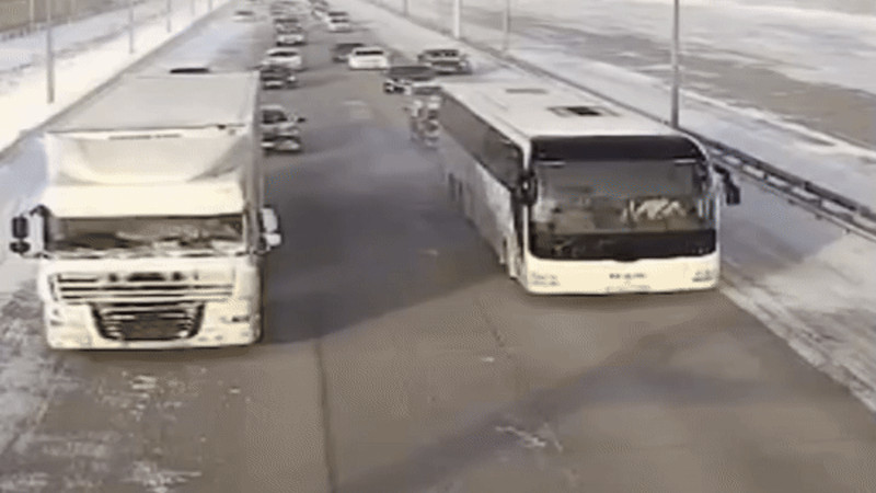 Кадры из видео