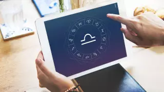 Гороскоп на сегодня: кому улыбнется удача, а кто обретет новых друзей