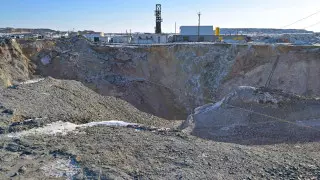 "Нигде в мире, вероятно, не было подобного". Автобус с людьми ищут уже почти 2 недели