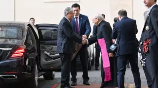 Токаев прибыл в Ватикан на встречу с Папой Римским