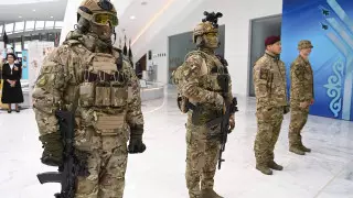 В Казахстане вводят новую форму для военных: как она выглядит