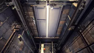 На жителей верхних этажей пожаловались из-за лифтов в Усть-Каменогорске