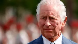 Короля Великобритании госпитализировали из-за увеличенной простаты