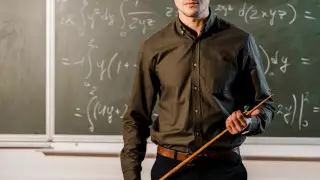 Лица с уголовным прошлым работали в школе ВКО