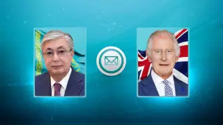 Токаев направил телеграмму королю Великобритании