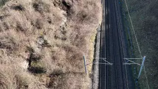 Оползень сошел на железную дорогу в Великобритании