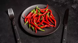 Вкусно, но вредно? Что будет, если постоянно есть острую еду