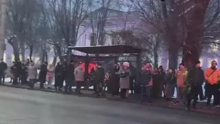 Казахстанец пожаловался на нехватку автобусов и остановок в Алматы