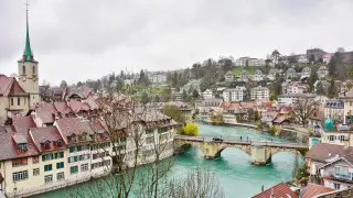 Названы пять самых безопасных стран для путешествий в 2024 году