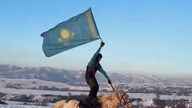 Кадры из видео