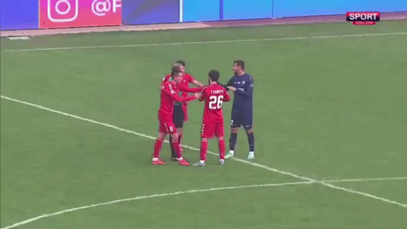 Кадры из видео