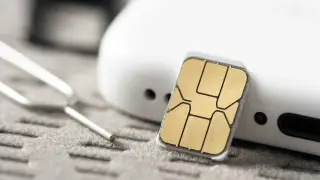 "Начала задыхаться": 6-месячная девочка проглотила SIM-карту